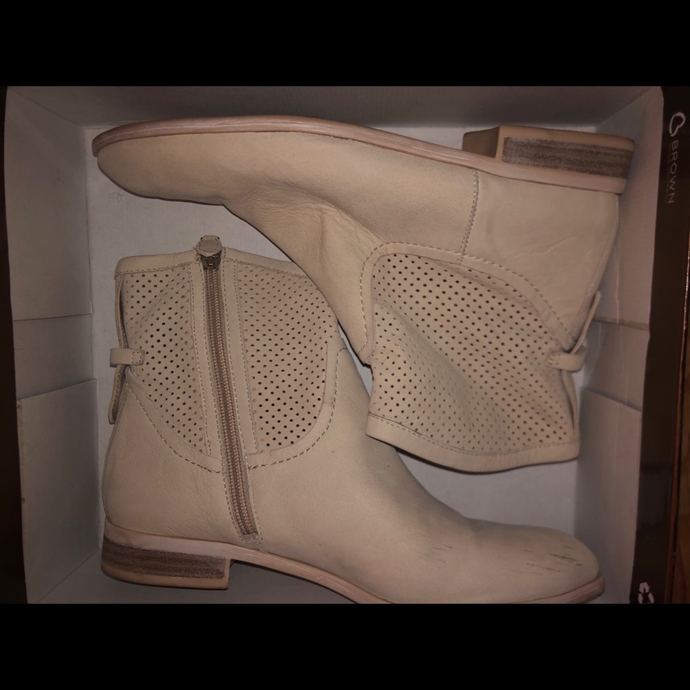 Cream short boots
